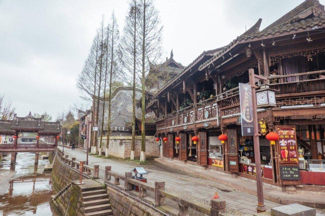 金门岛距离厦门不足2公里,为什么没有被收回?老一辈的智慧起作用了
